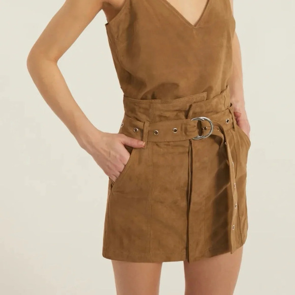 Marissa Webb 100% suede skirt. Size 4. Worn only once. Excellent condition. - Picture 6 of 7